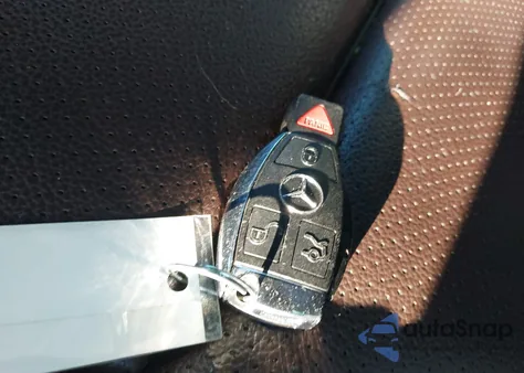 2016 Mercedes-Benz Glc 300 from USA, damaged, VIN WDC0G4JB0GF028448